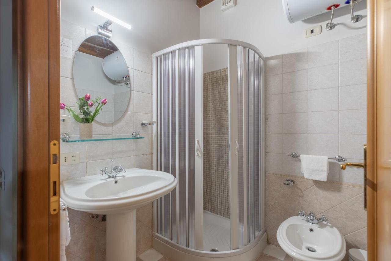 Iflat Charming Apartment Near Piazza Venezia Рим Экстерьер фото